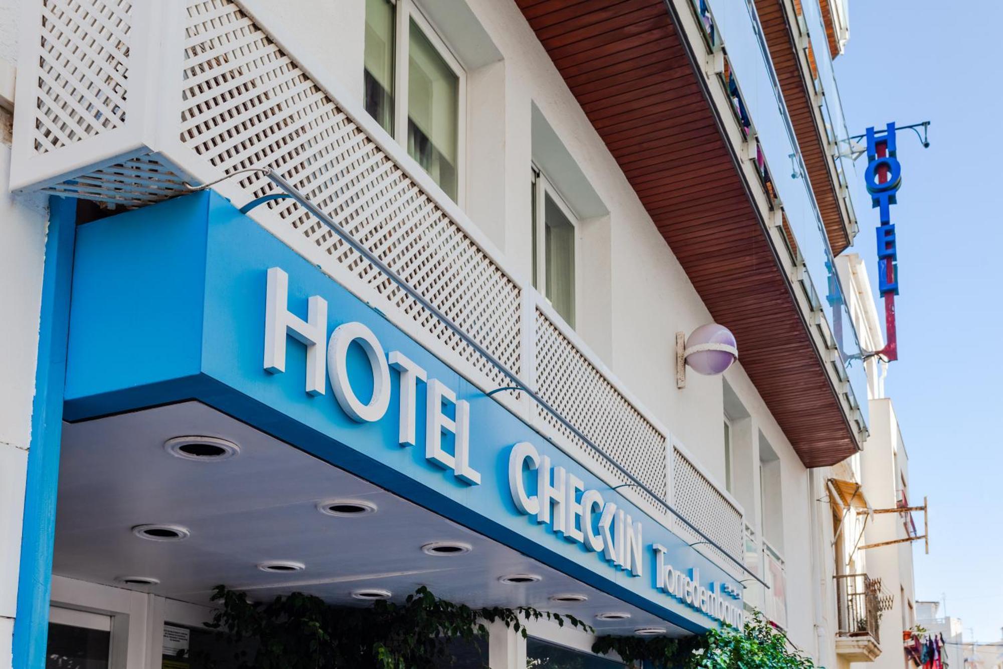 Checkin Torredembarra Hotel Exterior foto