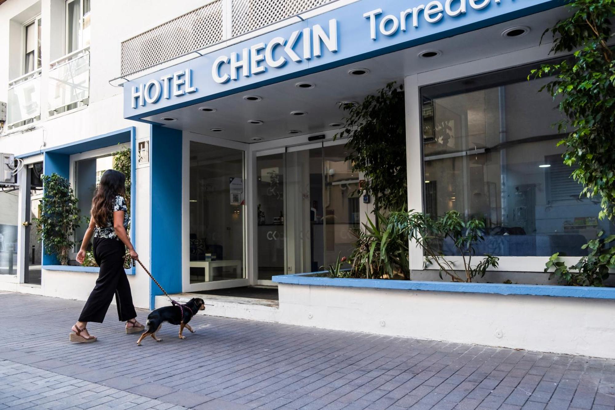 Checkin Torredembarra Hotel Exterior foto