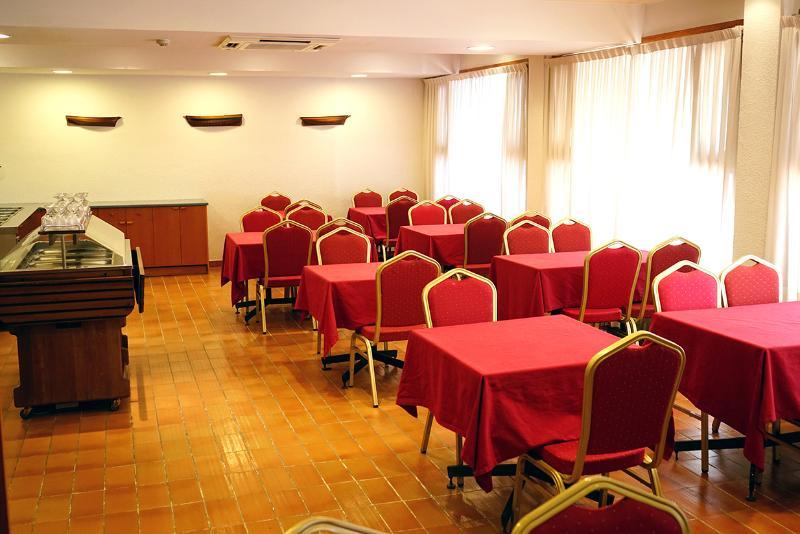 Checkin Torredembarra Hotel Exterior foto